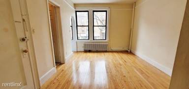 Main picture of 2525 Steinway St