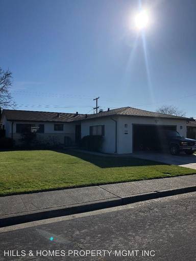 Main picture of 257 Allan Ave