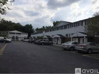 Main picture of 553 W Park Ave
