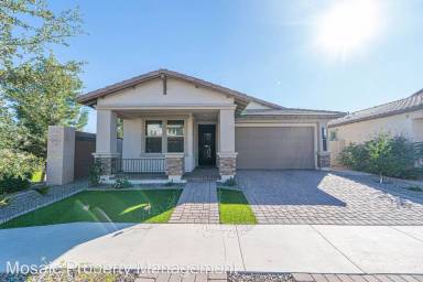 Main picture of 3877 E Oxford Ln