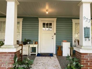 Main picture of 927 NW 3rd Ave