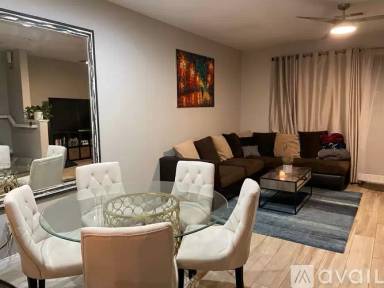 Main picture of 8709 Plaza Sq