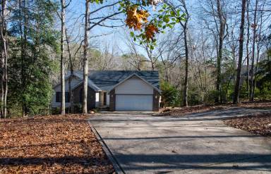 Main picture of 2038 Long Point Trl