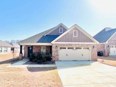 Main picture of 1033 Hampstead Ln