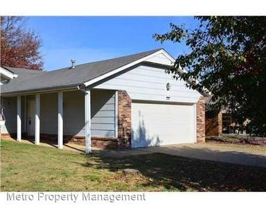 Main picture of 905 W Linden St