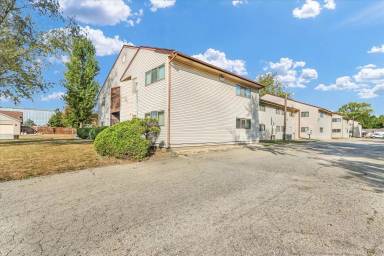 Main picture of 243 Keystone Drive - 19
