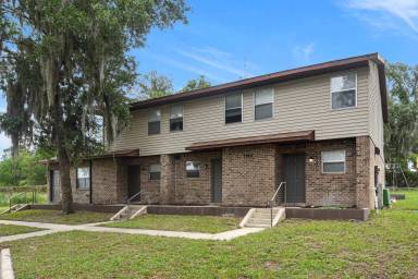 Main picture of Newell Hill Villas