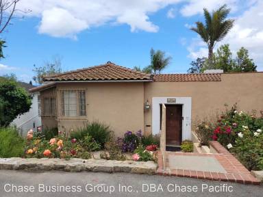 Main picture of 2425 Arista Ct