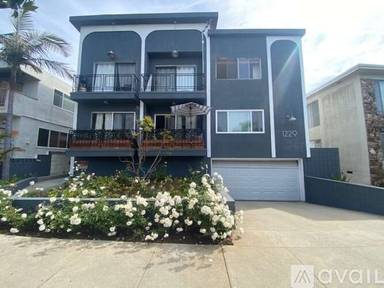 Main picture of 1229 12th St
