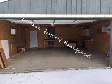 Main picture of 1228 E 2nd St