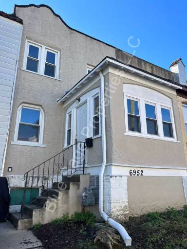 Main picture of 6946 Clinton Rd