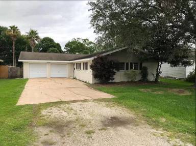 Main picture of 2609 Hampton Ln
