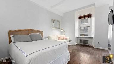 Main picture of 4 Lexington Avenue Apartments