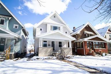 Main picture of 825-37 Geneva Ave
