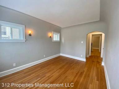 Main picture of 3279 S Kinnickinnic Ave