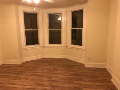 Main picture of 44 N 62nd St