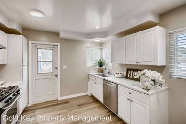 Main picture of 4830 Harbinson Ave