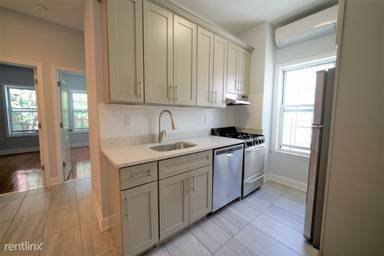 Main picture of 2405 Ditmars Blvd