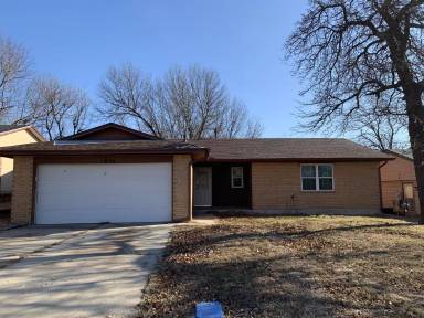 Main picture of 1824 N Kaye Dr