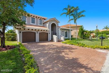 Main picture of 7408 SW 189th St