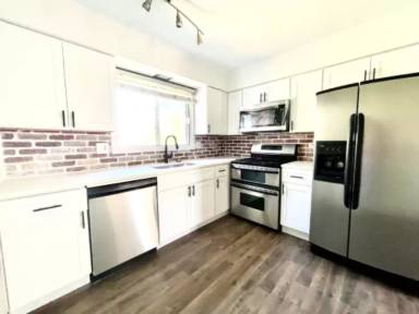 Main picture of 1777 Glouster Ct