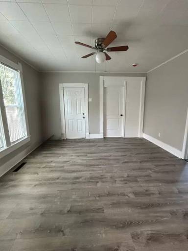 Main picture of 810 N Elm St