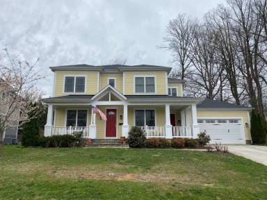 Main picture of 2216 Tulip Dr