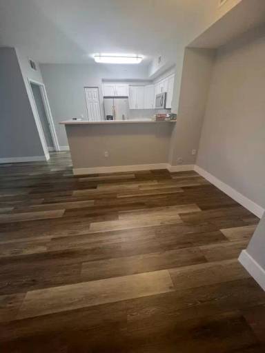 Main picture of 8070 N Nob Hill Rd