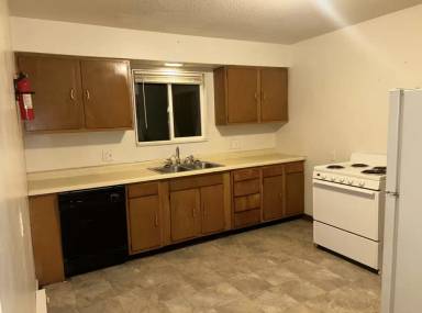 Main picture of 2455 5th Ave