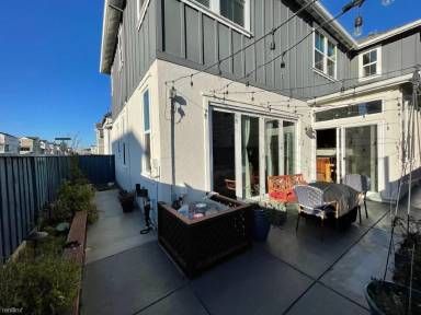 Main picture of 8436 Compass Way