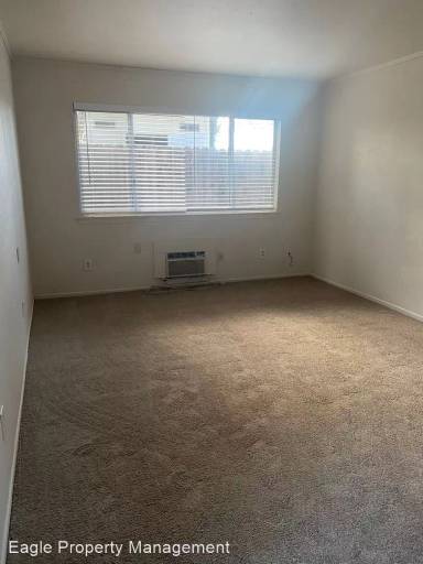 Main picture of 1441 Hood Rd