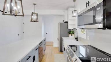 Main picture of 568 Sea St
