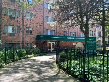 Main picture of 531 W Deming Place Apartments