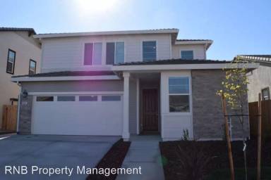 Main picture of 9081 Hourglass Cir