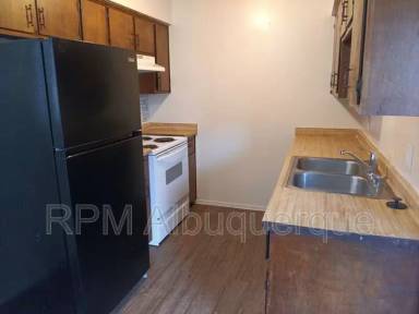 Main picture of 304 Dunes Pl SE