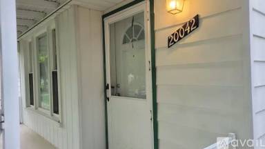 Main picture of 20042 Woodworth