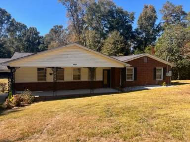 Main picture of 6619 Perkins Cir