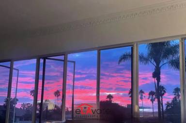 Main picture of 6934 Kittyhawk Ave