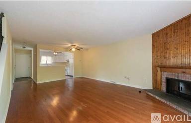 Main picture of 135 Pembroke Ct