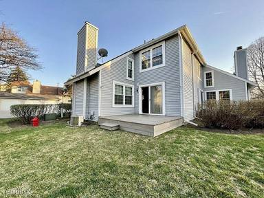 Main picture of 916 Campbell Dr