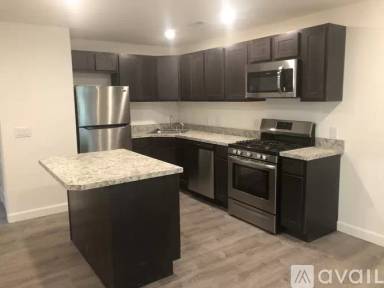 Main picture of 17 Sugar Maple Ln