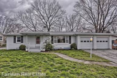 Main picture of 402 Buena Vista Dr