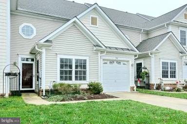 Main picture of 537 Marlboro Ct