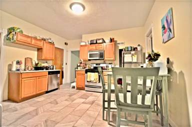 Main picture of 183 Hillside St