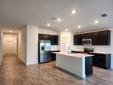 Main picture of 5411 Preserve Blvd