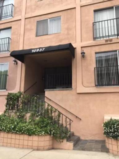 Main picture of 10937 Wilkins Ave