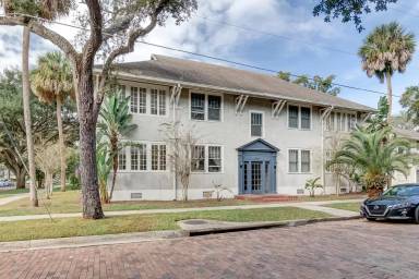 Main picture of 430 Cathcart Ave