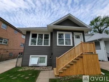 Main picture of 2310 N 75th Ave