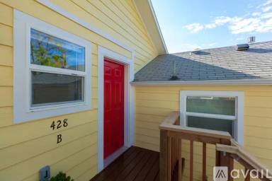 Main picture of 428 Rockaway Ave