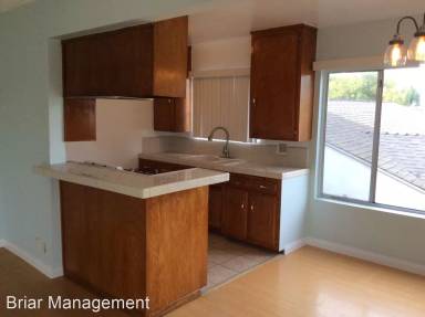 Main picture of 8530 Melvil St